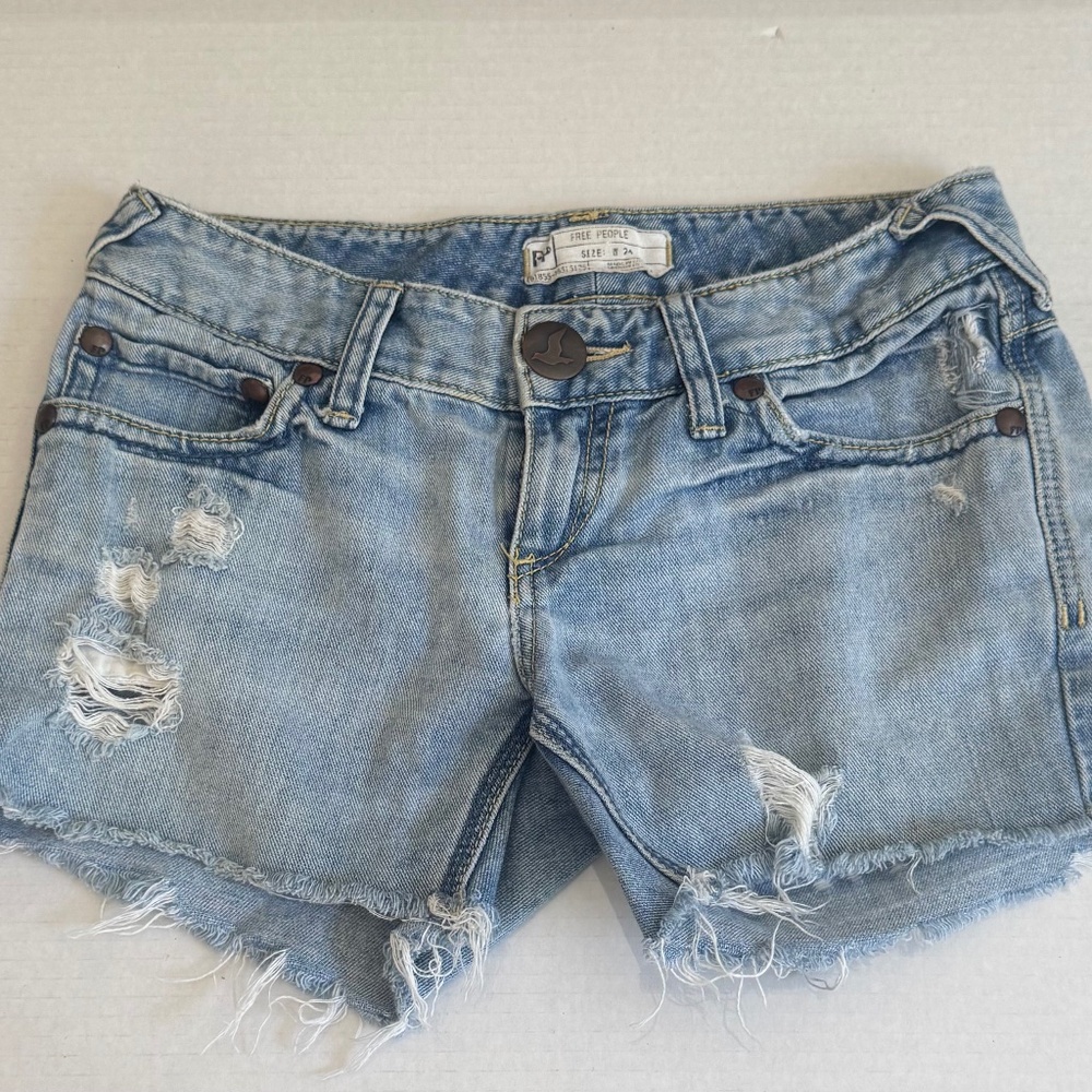 Free People Distressed Denim Shorts Size W24
